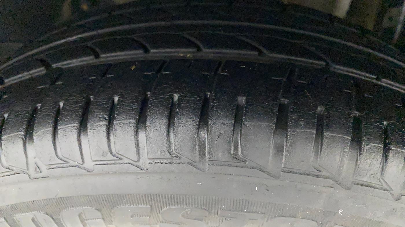 2017 Tata Tiago XZ PETROL, Petrol, Manual, 65,410 km, Left Rear Tyre Tread