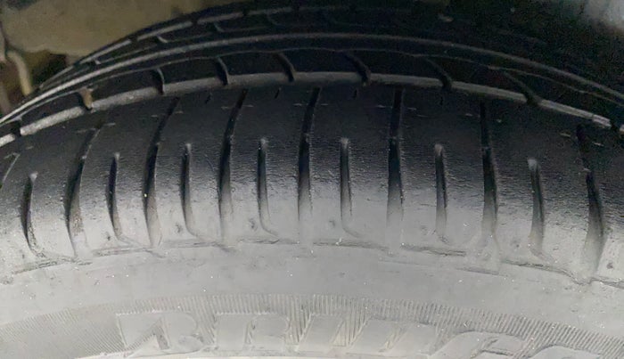 2017 Tata Tiago XZ PETROL, Petrol, Manual, 65,410 km, Right Rear Tyre Tread