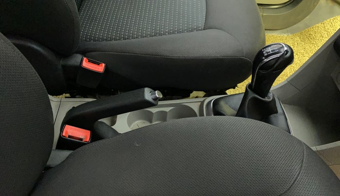 2017 Tata Tiago XZ PETROL, Petrol, Manual, 65,410 km, Gear Lever