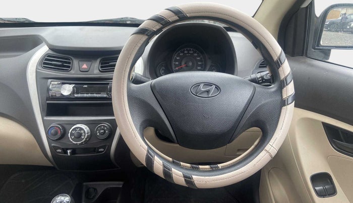 2014 Hyundai Eon ERA +, Petrol, Manual, 12,675 km, Steering Wheel Close Up