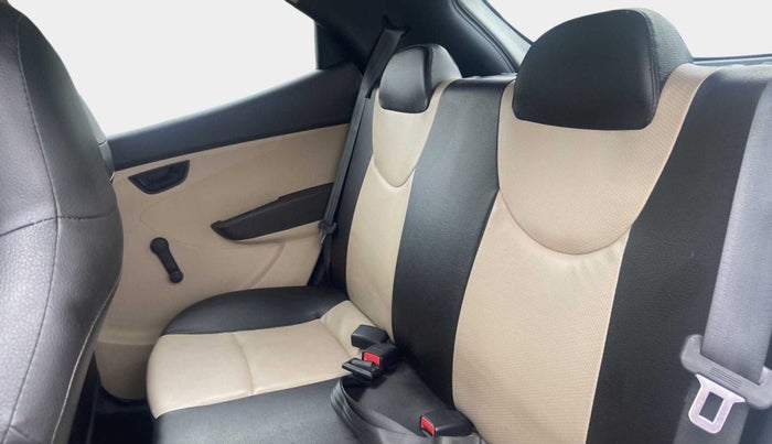 2014 Hyundai Eon ERA +, Petrol, Manual, 12,675 km, Right Side Rear Door Cabin