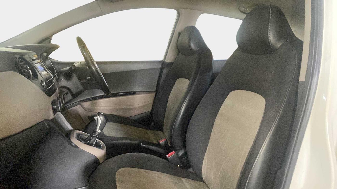 2014 Hyundai Grand i10 ASTA AT 1.2 KAPPA VTVT, Petrol, Automatic, 63,113 km, Right Side Front Door Cabin