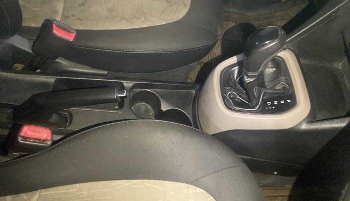 2014 Hyundai Grand i10 ASTA AT 1.2 KAPPA VTVT, Petrol, Automatic, 63,113 km, Gear Lever