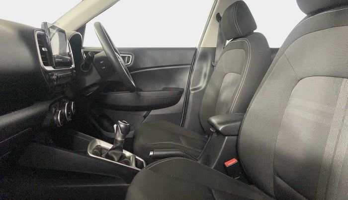 2019 Hyundai VENUE SX PLUS 1.0 TURBO DCT, Petrol, Automatic, 32,567 km, Right Side Front Door Cabin