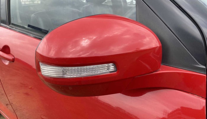 2015 Maruti Swift VDI ABS, Diesel, Manual, 1,24,318 km, Right rear-view mirror - Mirror motor not working