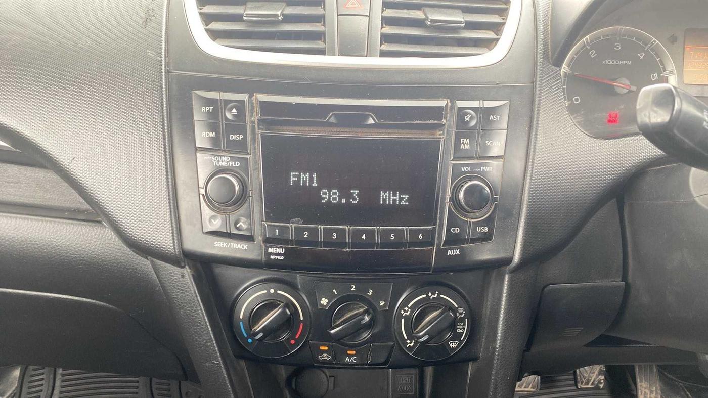 2015 Maruti Swift VDI ABS, Diesel, Manual, 1,24,318 km, Air Conditioner