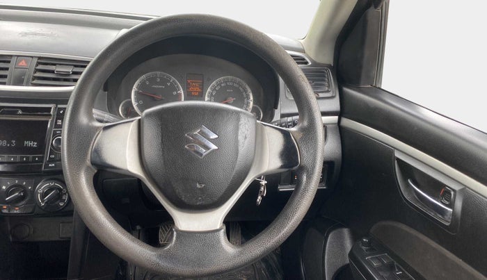 2015 Maruti Swift VDI ABS, Diesel, Manual, 1,24,318 km, Steering Wheel Close Up