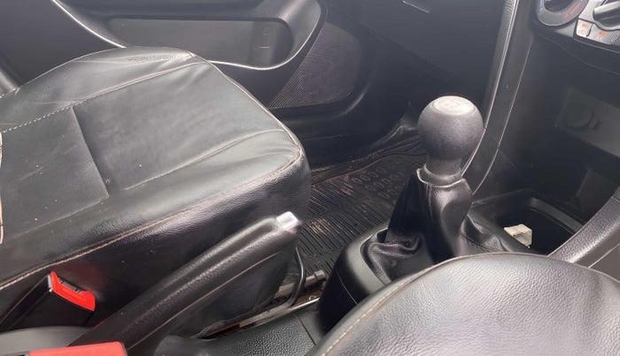 2015 Maruti Swift VDI ABS, Diesel, Manual, 1,24,318 km, Gear Lever