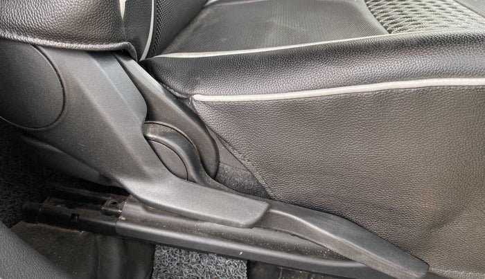 2021 Maruti Baleno ZETA CVT PETROL 1.2, Petrol, Automatic, 22,474 km, Driver Side Adjustment Panel