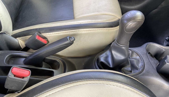 2015 Nissan Micra Active XV SAFETY PACK, Petrol, Manual, 50,645 km, Gear Lever