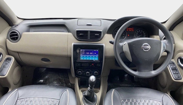 2013 Nissan Terrano XL D THP 110 PS, Diesel, Manual, 1,00,913 km, Dashboard