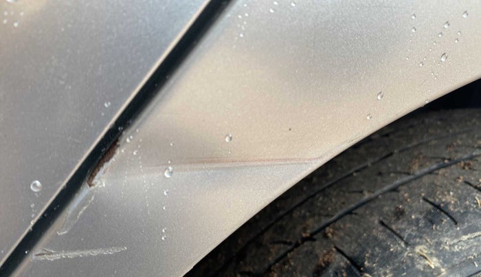 2016 Honda City 1.5L I-VTEC V MT, Petrol, Manual, 1,18,569 km, Left quarter panel - Circle - Paint ok & Dent >4 inch(If not in Criase Line)