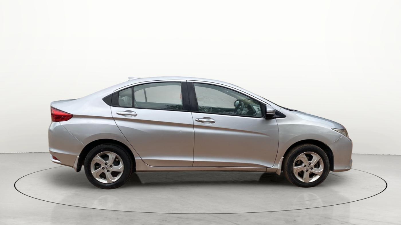 2016 Honda City 1.5L I-VTEC V MT, Petrol, Manual, 1,18,569 km, Right Side View
