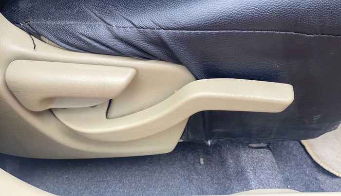 2015 Honda Brio S MT, Petrol, Manual, 41,647 km, Driver Side Adjustment Panel