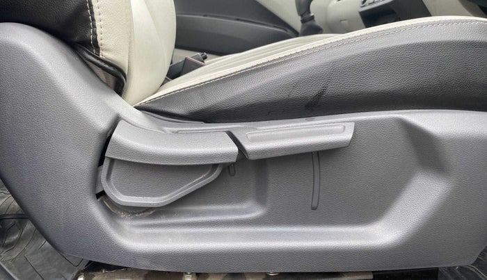 2021 Hyundai AURA S 1.2, Petrol, Manual, 15,564 km, Driver Side Adjustment Panel