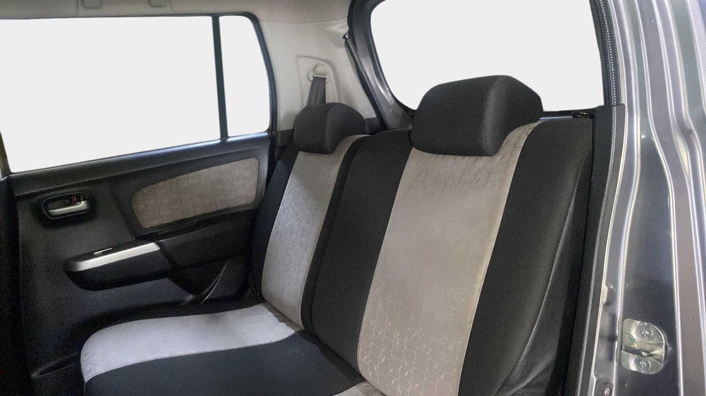 2015 Maruti Wagon R 1.0 VXI, Petrol, Manual, 64,984 km, Right Side Rear Door Cabin