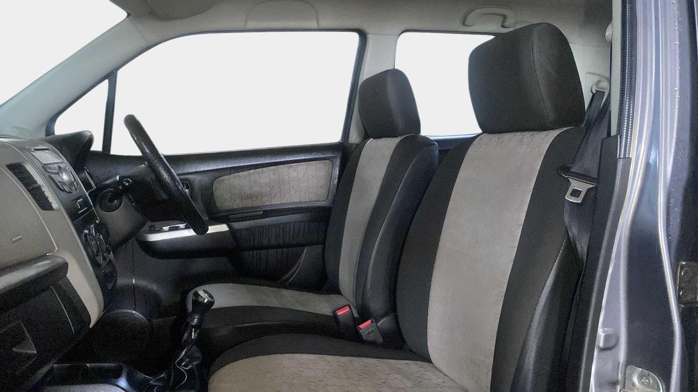 2015 Maruti Wagon R 1.0 VXI, Petrol, Manual, 64,984 km, Right Side Front Door Cabin