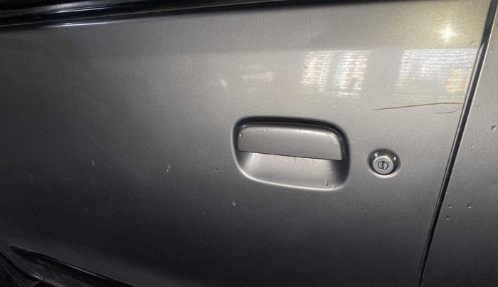 2015 Maruti Wagon R 1.0 VXI, Petrol, Manual, 64,984 km, Front passenger door - Slightly dented
