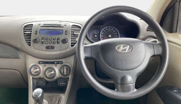 2011 Hyundai i10 SPORTZ 1.2, Petrol, Manual, 1,16,177 km, Steering Wheel Close Up