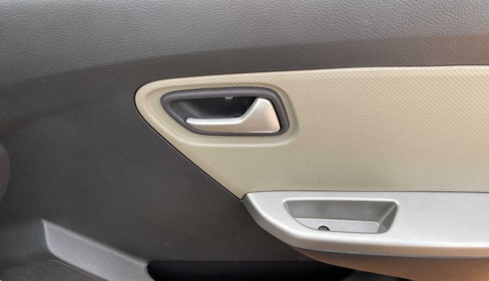 2018 Maruti Alto K10 VXI (O) AMT, Petrol, Automatic, 29,096 km, Driver Side Door Panels Control