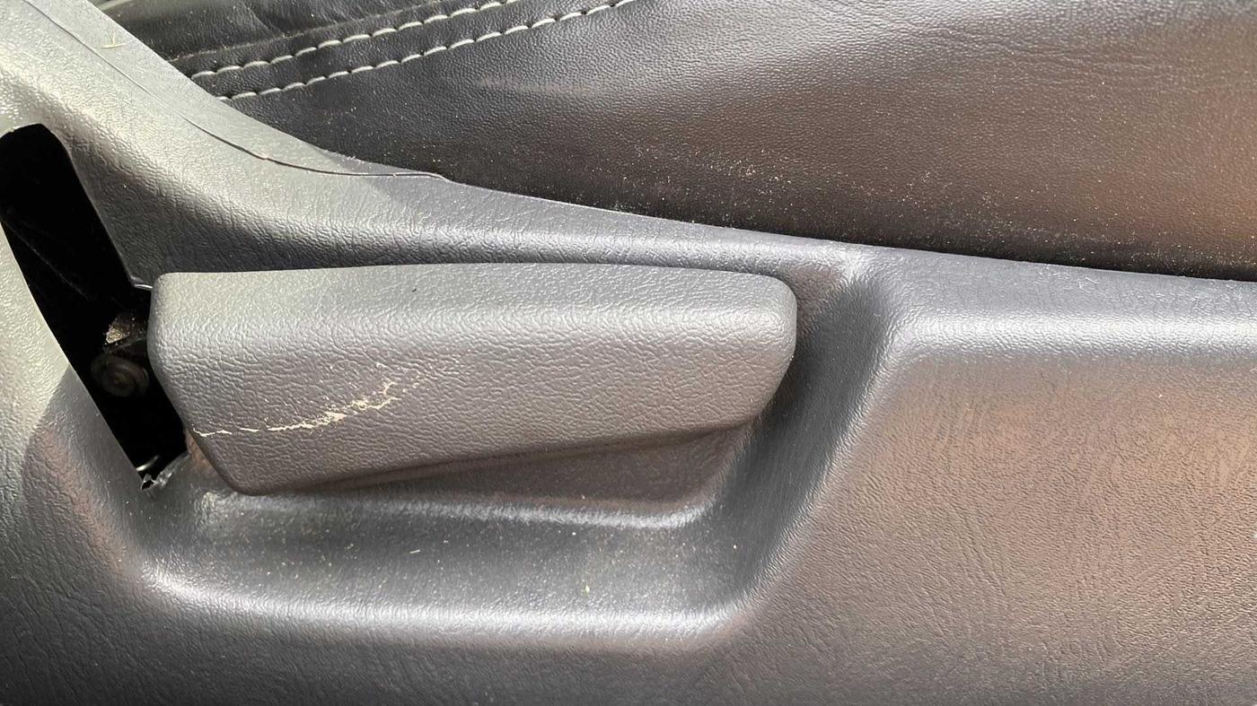 2018 Maruti Alto K10 VXI (O) AMT, Petrol, Automatic, 29,096 km, Driver Side Adjustment Panel