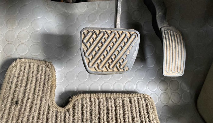 2014 Nissan Micra XV CVT, Petrol, Automatic, 83,190 km, Pedals