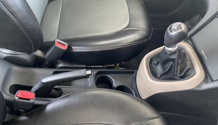 2014 Hyundai Xcent S 1.2, Petrol, Manual, 66,211 km, Gear Lever