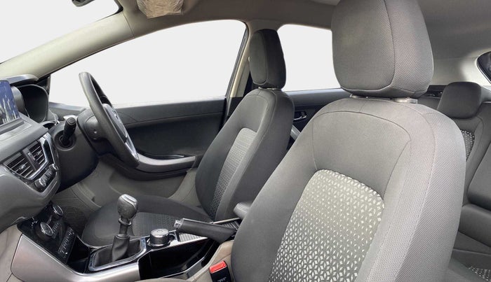 2017 Tata NEXON XZ PLUS PETROL, Petrol, Manual, 72,564 km, Right Side Front Door Cabin