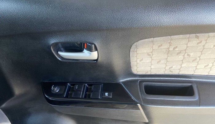 2018 Maruti Wagon R 1.0 VXI, Petrol, Manual, 60,221 km, Driver Side Door Panels Control
