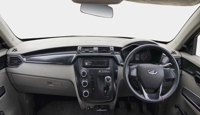 2016 Mahindra Kuv100 K2 6 STR, Petrol, Manual, 44,474 km, Dashboard