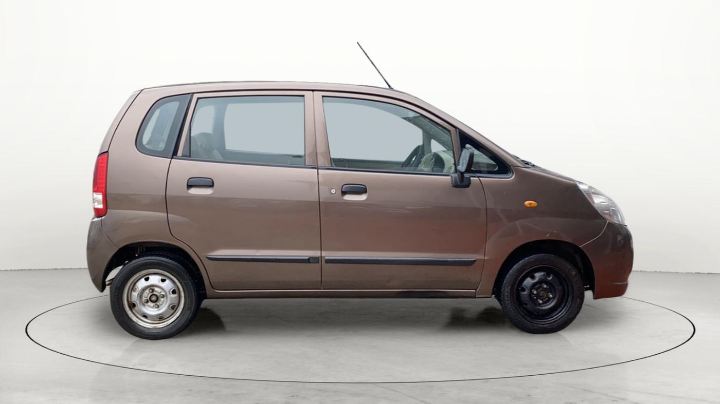 2010 Maruti Zen Estilo LXI, Petrol, Manual, 66,171 km, Right Side View
