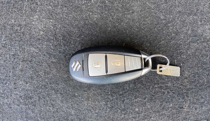 2018 Maruti Vitara Brezza ZDI PLUS, Diesel, Manual, 1,05,605 km, Key Close Up