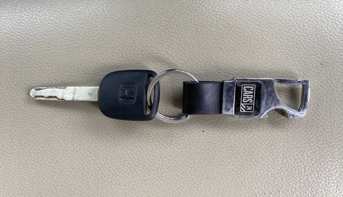 2013 Honda Brio S MT, Petrol, Manual, 42,634 km, Key Close Up