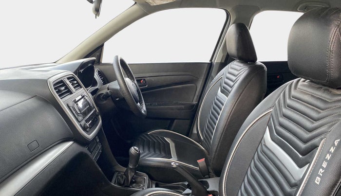2021 Maruti Vitara Brezza VXI, Petrol, Manual, 4,764 km, Right Side Front Door Cabin