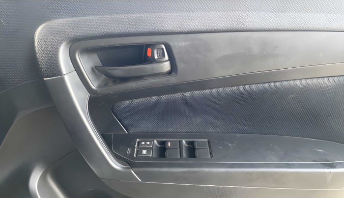 2021 Maruti Vitara Brezza VXI, Petrol, Manual, 4,764 km, Driver Side Door Panels Control
