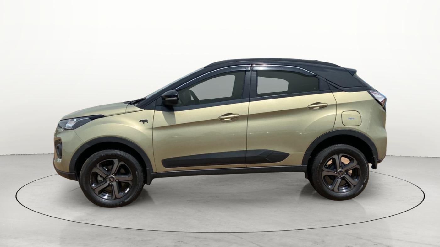 2022 Tata NEXON XZA PLUS (PREMIUM) KAZIRANGA PETROL, Petrol, Automatic, 8,671 km, Left Side