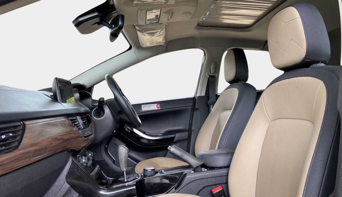 2022 Tata NEXON XZA PLUS (PREMIUM) KAZIRANGA PETROL, Petrol, Automatic, 8,671 km, Right Side Front Door Cabin