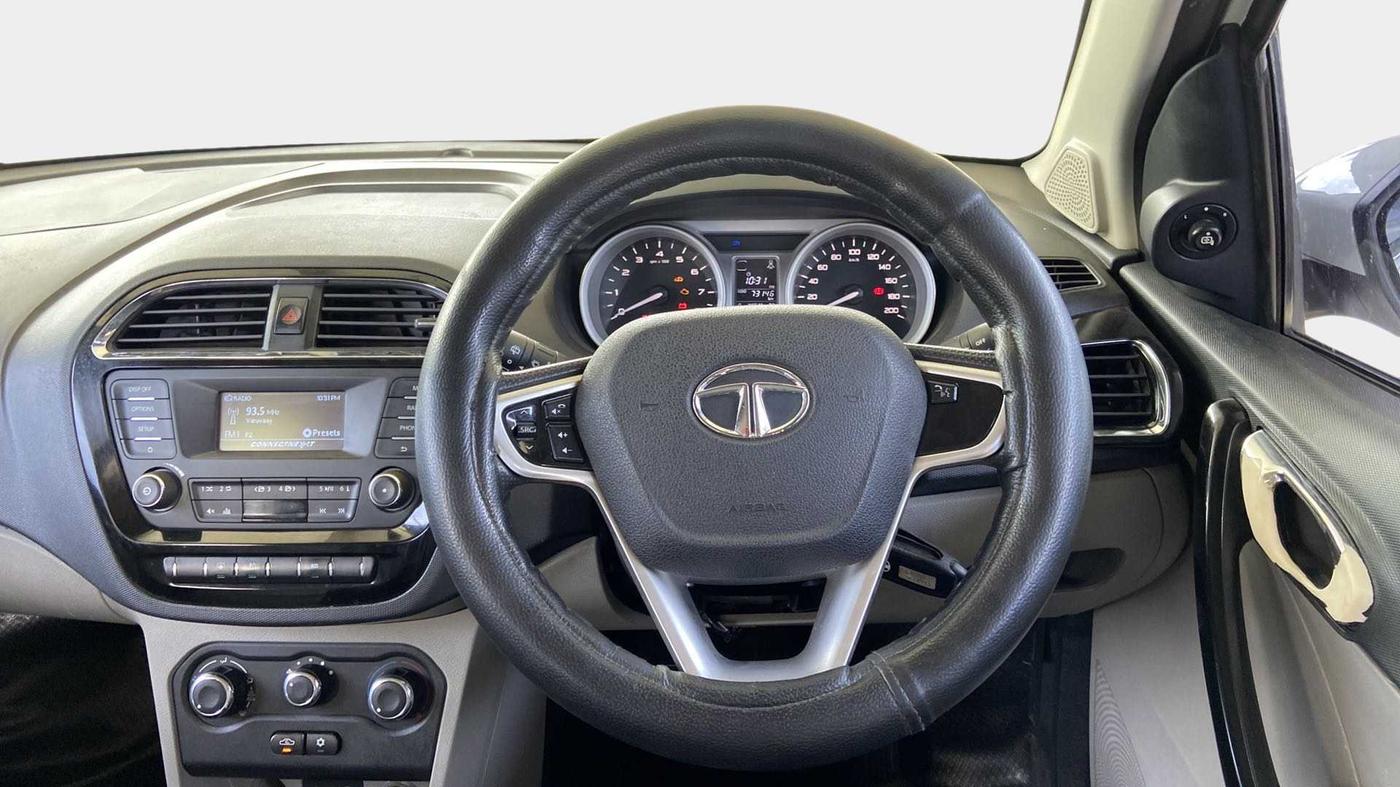 2016 Tata Tiago XZ PETROL, Petrol, Manual, 73,138 km, Steering Wheel Close Up