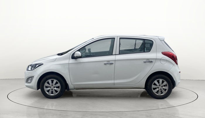 2013 Hyundai i20 ASTA 1.4 CRDI, Diesel, Manual, 1,00,214 km, Left Side