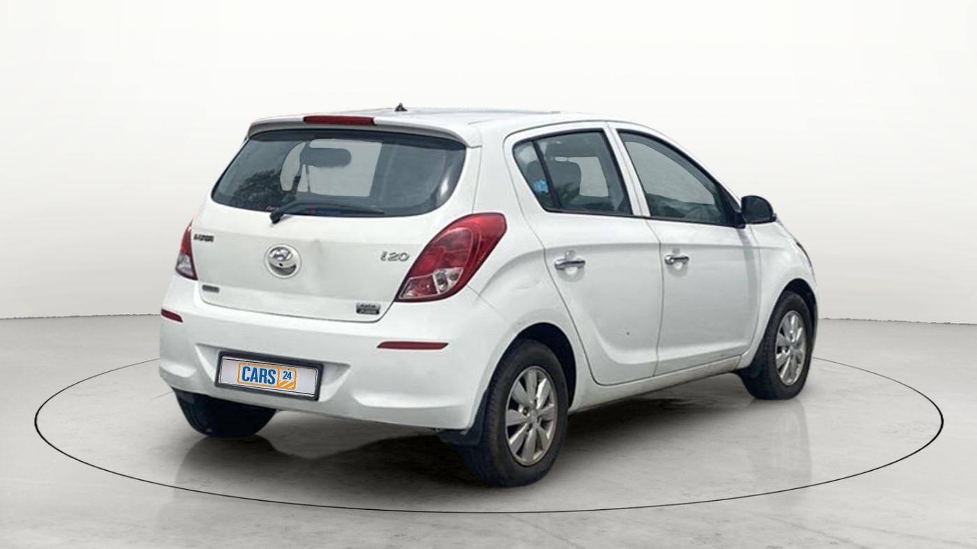 2013 Hyundai i20 ASTA 1.4 CRDI, Diesel, Manual, 1,00,214 km, Right Back Diagonal