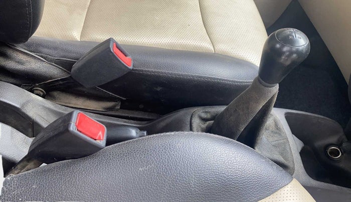 2014 Hyundai Eon ERA +, Petrol, Manual, 58,940 km, Gear Lever