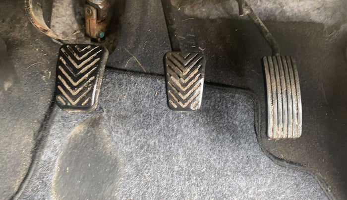 2014 Hyundai Eon ERA +, Petrol, Manual, 58,940 km, Pedals