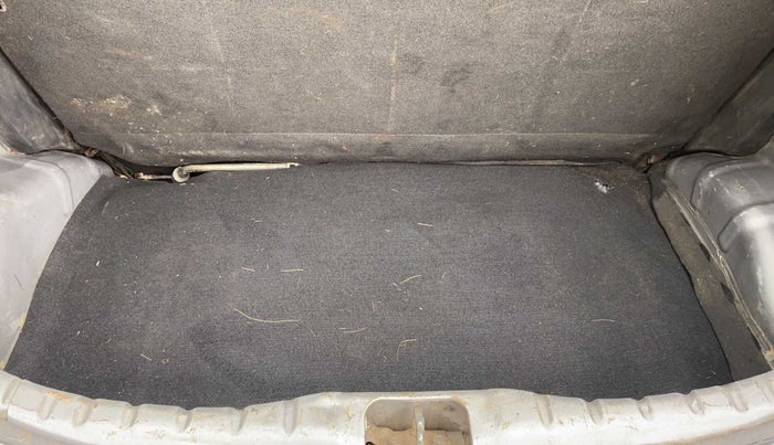 2014 Hyundai Eon ERA +, Petrol, Manual, 58,940 km, Boot Inside