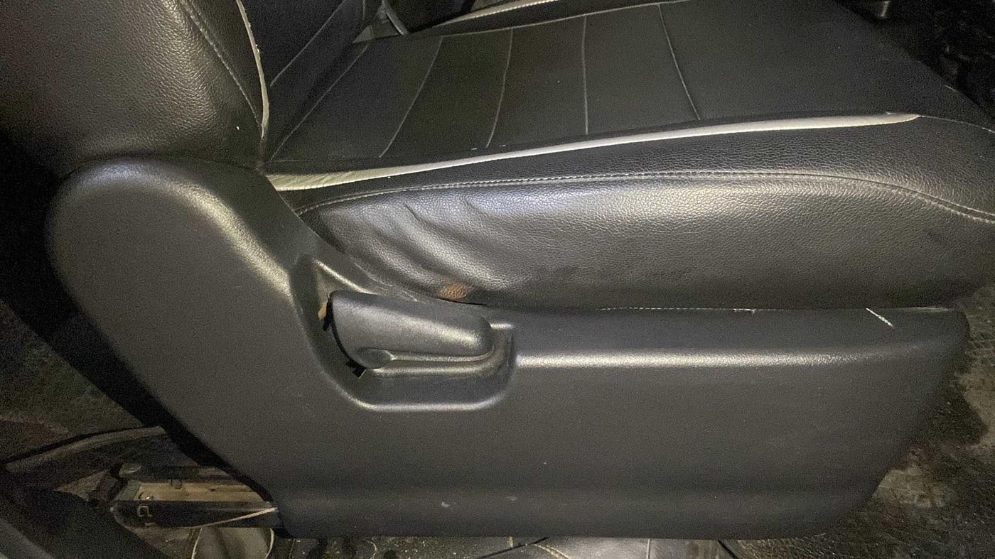2017 Maruti Wagon R 1.0 VXI AMT, Petrol, Automatic, 69,159 km, Driver Side Adjustment Panel