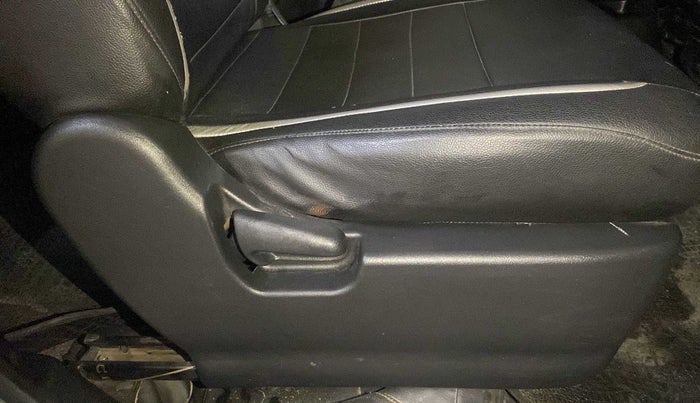2017 Maruti Wagon R 1.0 VXI AMT, Petrol, Automatic, 69,159 km, Driver Side Adjustment Panel