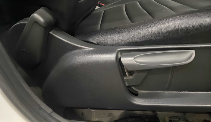 2015 Volkswagen Polo GT TSI AT, Petrol, Automatic, 58,716 km, Driver Side Adjustment Panel