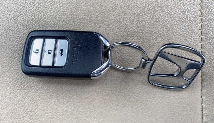 2017 Honda City 1.5L I-DTEC V, Diesel, Manual, 40,502 km, Key Close Up