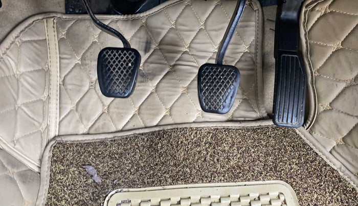 2017 Honda City 1.5L I-DTEC V, Diesel, Manual, 40,502 km, Pedals