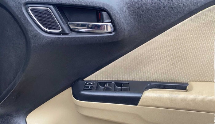 2017 Honda City 1.5L I-DTEC V, Diesel, Manual, 40,502 km, Driver Side Door Panels Control