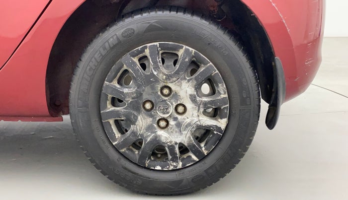 2011 Hyundai i20 MAGNA (O) 1.2, Petrol, Manual, 83,121 km, Left Rear Wheel